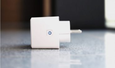 gniazdko elektryczne do pomiaru prądu wifi